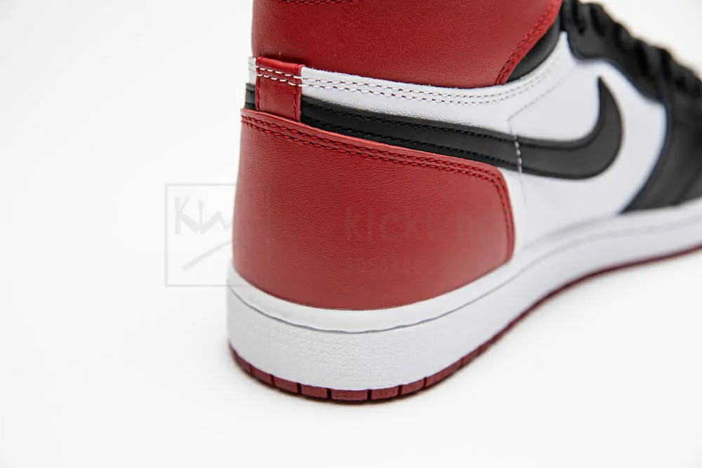 air jordan 1 og retro high black toe 555088 125